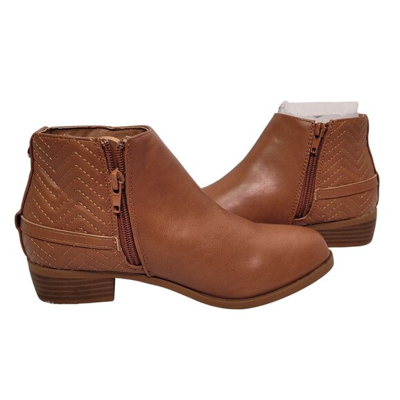 Nautica Girl's Tan Anper Boots With Quilted Pattern & Side Zipper Closure Size 3 - Picture 3 of 12